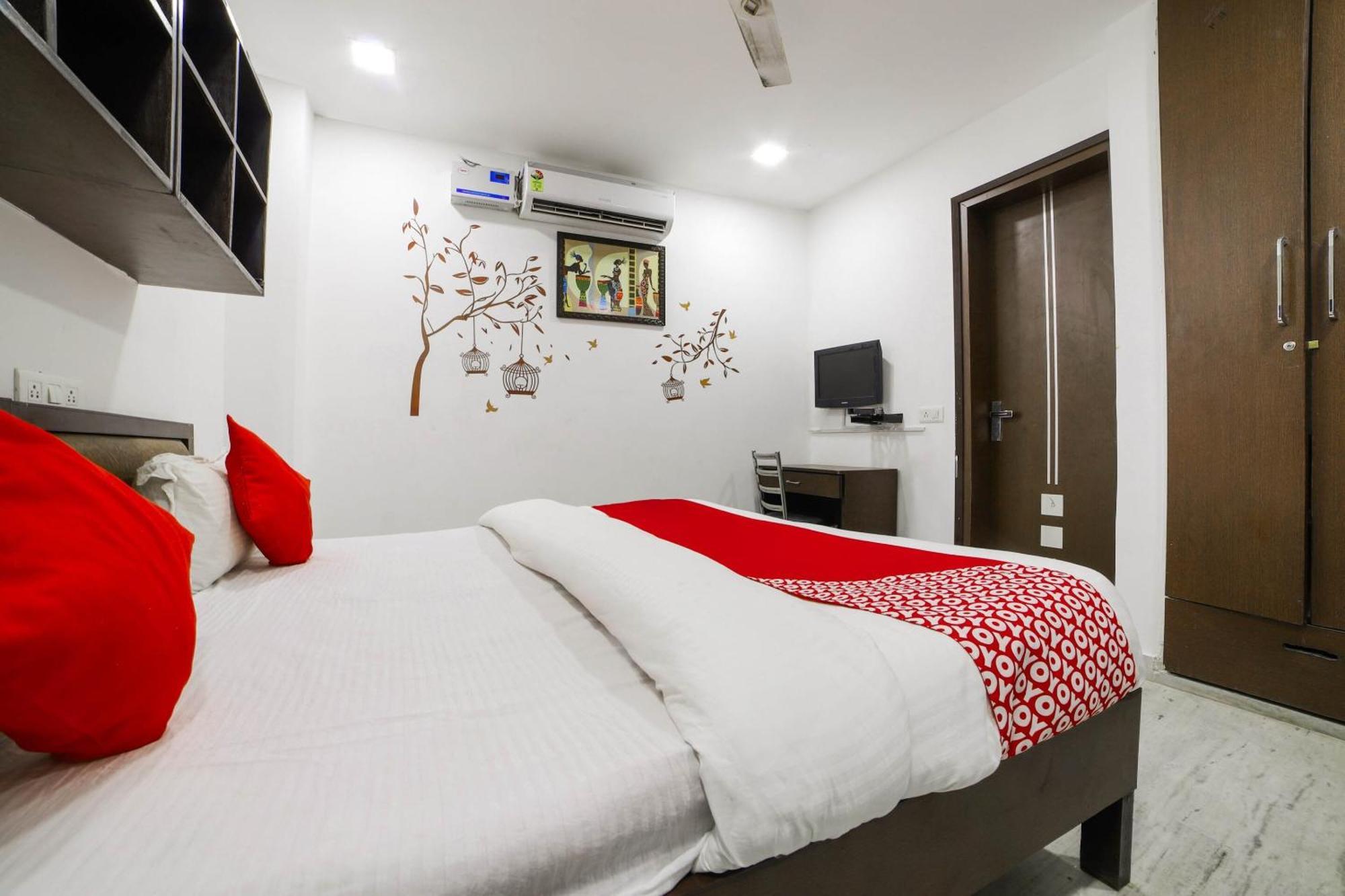 Hotel Seven S Delhi (National Capital Territory of India) Exterior foto